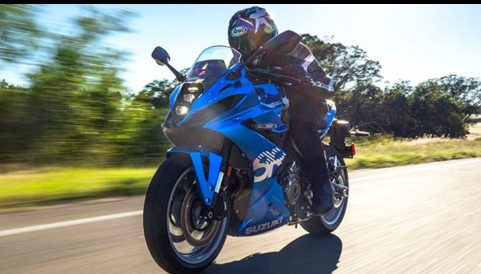 Read more about the article Suzuki GSX-8R: Fall in love at first sight! Suzuki brings a powerful dazzling sports bike