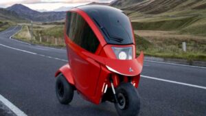 Read more about the article Avvenire Tectus: Three-wheeled AC scooter launched in the market